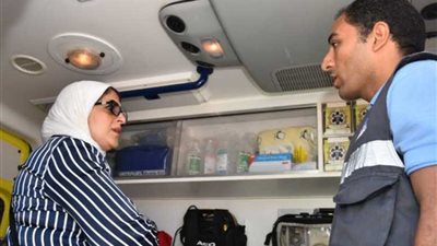 وزيرة الصحة تتفقد نقطة إسعاف الغزالة بمحافظة مطروح وتعلن بدء تطوير نقاط الإسعاف خارج المدن