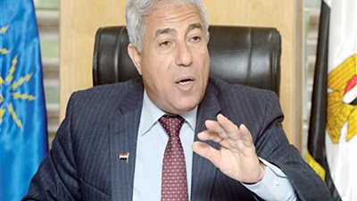 محافظ أسوان يقرر منع ذبح الأضاحي في الشوارع حفاظا على الصحة العامة