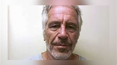 انتحار الملياردير الأمريكي جيفري إبشتاين في زنزانته