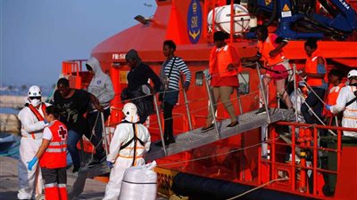 سفينة إغاثة إسبانية: إنزال 8 من المهاجرين غير الشرعيين من المرضى وأقاربهم في مالطا