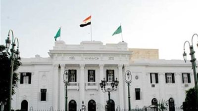 رئيس مركز ملوي بالمنيا يتفقد الخدمات الطبية بالمستشفى العام