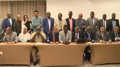 قطريليكس: مباحثات 