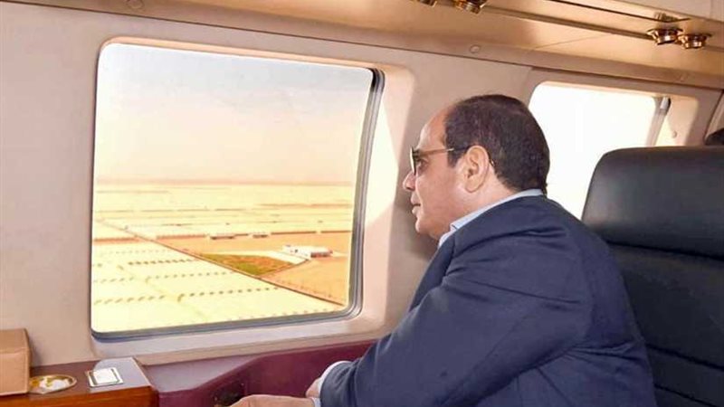 الرئيس السيسي يتفقد