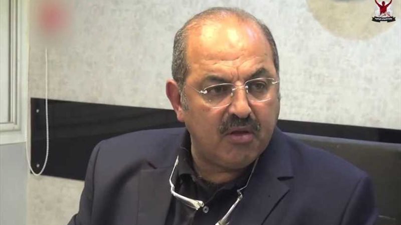 حطب يطمئن على بعثة