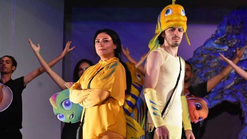 بالصور.. ميمي ومامي