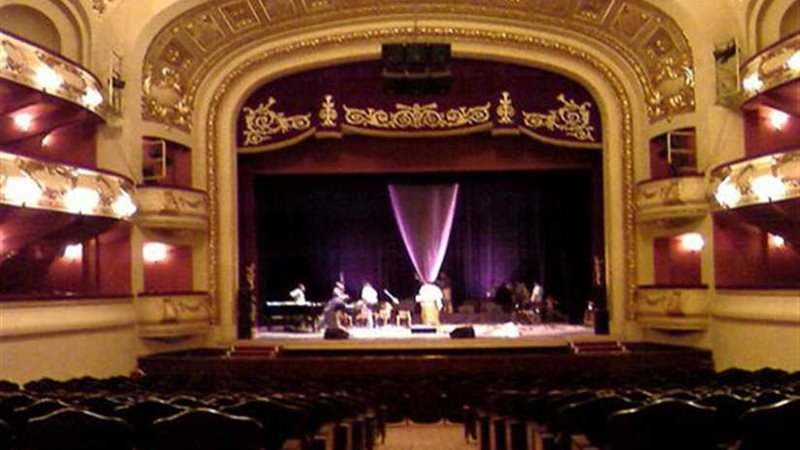 مي فاروق في سهرة