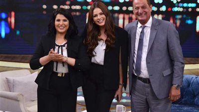 هاني مهنا ونجلته هنادي ضيفا برنامج 