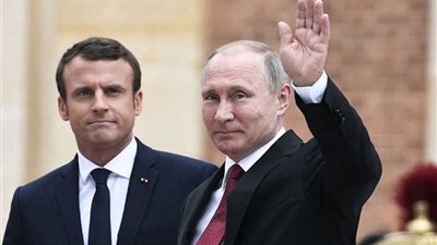 بوتين وماكرون يبحثان الاثنين المقبل الوضع في إيران وسوريا وليبيا