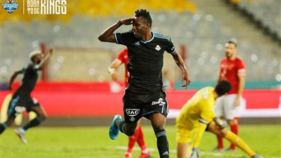 إيريك تراوري يضرب الأهلي بالهدف الأول ويتقدم لبيراميدز