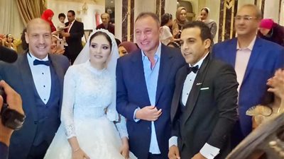 زفاف نجلة مدير منتخب الشباب بحضور الخطيب و شحاتة