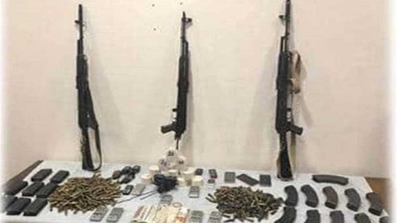 مصرع ثلاثة عناصر