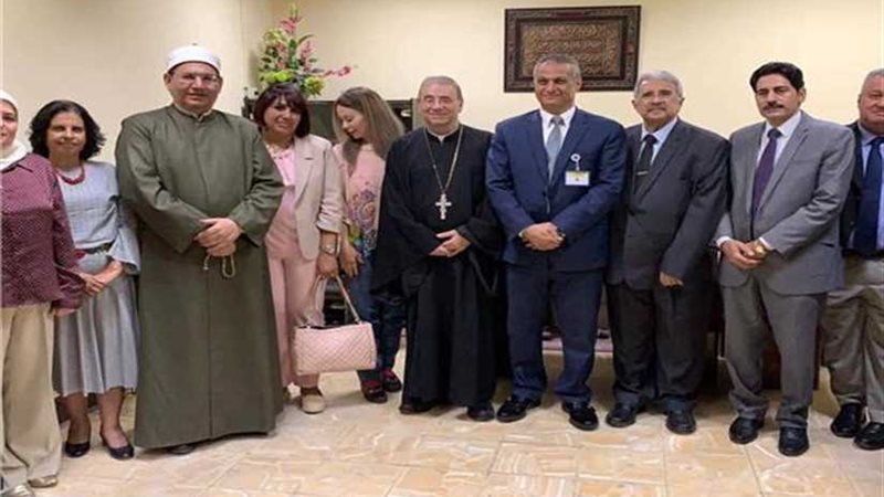 وفد من بيت العائلة