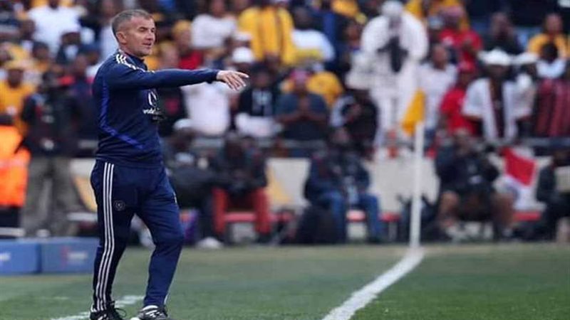 ميتشو يصل القاهرة