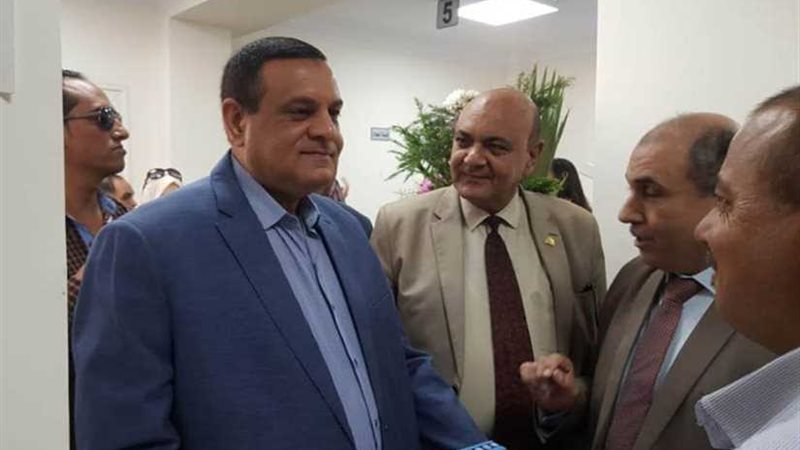 محافظ البحيرة يفتتح