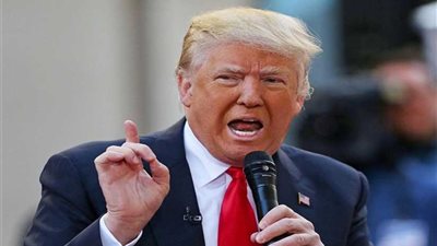 ترامب يكشف سبب تفكيره في شراء أكبر جزيرة