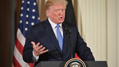 ترامب يبحث سرًا فرض حصار بحري على فنزويلا