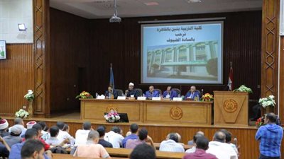وكيل الأزهر: تكريم الرئيس للدكتور جمال أبو السرور تكريمًا للجامعة