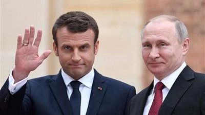 ماكرون خلال لقائه ببوتين: أؤمن بامتداد القارة الأوروبية من 