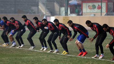 مران استشفائي للاعبي الأهلي للمشاركين في مباراة 