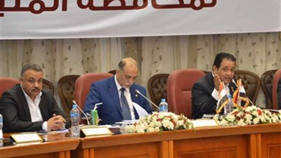 بالصور.. وفد 