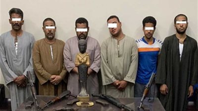 أمن أسيوط يشن حملة مكبرة بمركز شرطة لملاحقة الخارجين عن القانون