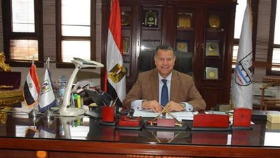 محافظ بني سويف يتابع منظومة تسويق القطن الجديدة