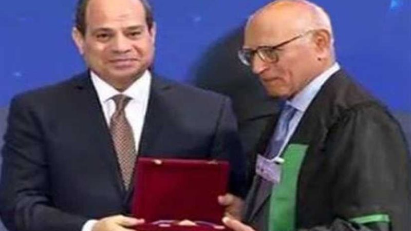 شيخ الأزهر يهنئ جمال