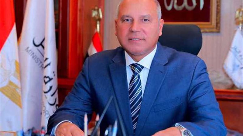 وزير النقل يتفقد