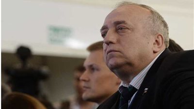 برلماني روسي : الولايات المتحدة تحاول جر روسيا لسباق تسلح جديد