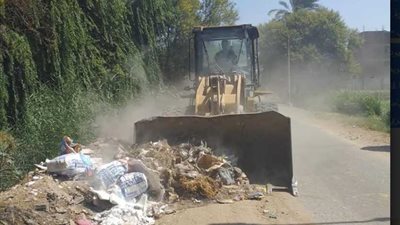 رفع 330 طن مخلفات بالوحدة المحلية لمركز ومدينة بني سويف