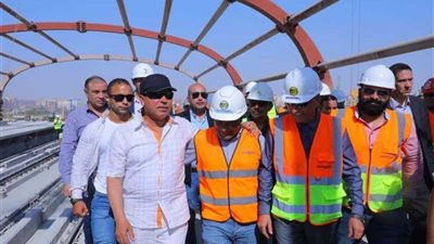 وزير النقل يجتمع بالشركات المنفذة للقطار المكهرب والمرحلة الرابعة للخط الثالث للمترو
