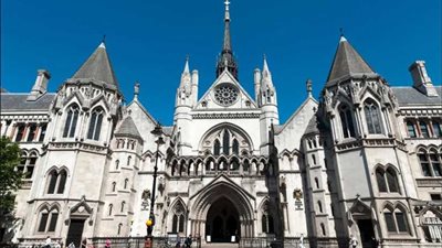 أقام دعوى لإعادة كل قرش أنفقه على ابنه المزيف من عشيق طليقته