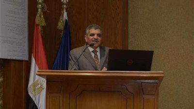 الفريق أسامة ربيع يشكر الرئيس السيسي ويتعهد ببذل الجهد للحفاظ على المكانة الرائدة للقناة