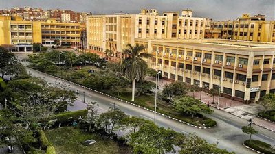 الكشف الطبي على 831 من الطلاب الجدد بكليات جامعة الزقازيق