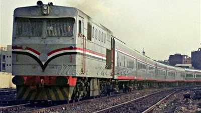 النقل : قريبا .. حجز القطارات غير المكيفة عبر الهاتف المحمول