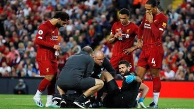 مدرب حراس ليفربول: «بيكر» وضعه صعب ولكنه يحاول العودة سريعًا من الإصابة
