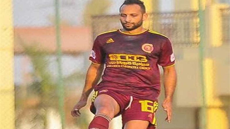 حسام حسن يستعد للسفر