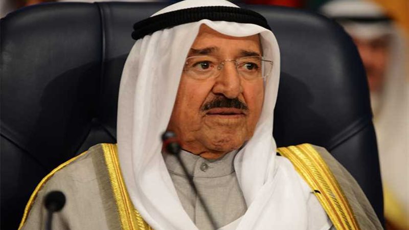 أمير الكويت يهنىء