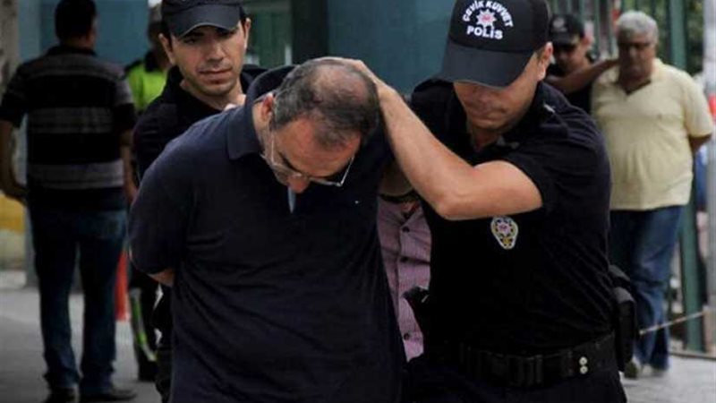 تركيا تصدر مذكرات