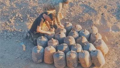 الحشد الشعبي العراقي يفجر 75 اسطوانة غاز مفخخة و20 صاروخا في ديالي