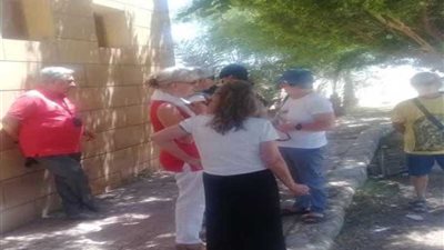 وفدان من إيطاليا وإسبانيا يزوران المعالم الأثرية بالمنيا