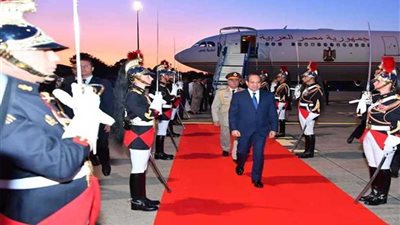 موجز الرابعة.. الرئيس السيسي يصل إلى مدينة 