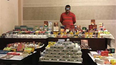 القبض على مبيض محارة يتاجر بالمنشطات الجنسية في المعصرة