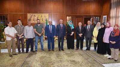 وفد وزاري يبحث تفعيل منظومة الشكاوى الحكومية بـ