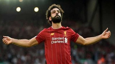 الفرعون العاشق جاهز للاحتفال.. 