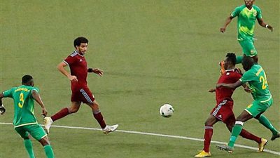 بيراميدز يتخطى الدور التمهيدي من الكونفدرالية (صور)