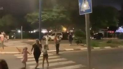 شاهد.. إصابات وهلع بسقوط صواريخ من غزّة صوب مستوطنات الغلاف