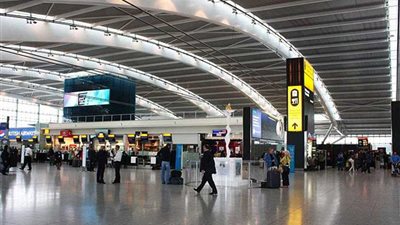 بريطانيا: تطبيق نظام تفتيش ثلاثي الأبعاد في المطارات