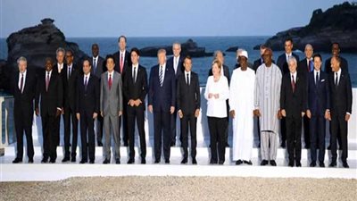 الرئيس السيسي يشارك في الصورة التذكارية لقادة قمة مجموعة السبع الكبار