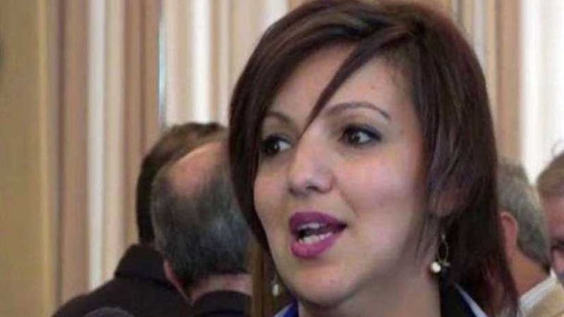 استقالة وزيرة الثقافة